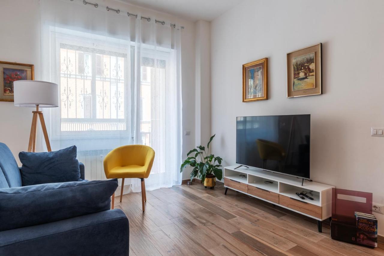 Piazza Re Di Roma Comfy Apartment Экстерьер фото